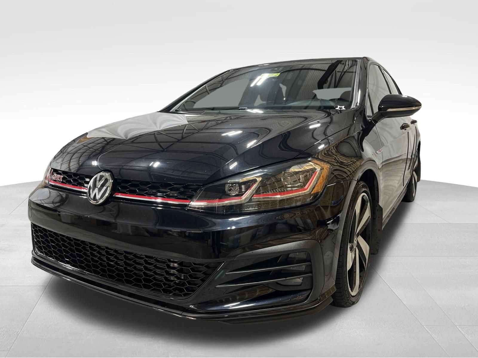 Used 2020 Volkswagen Golf 4-Door FWD video 1