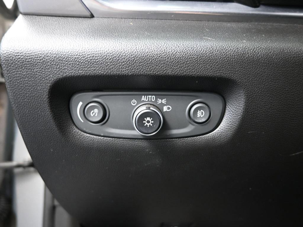 Used 2019 Chevrolet Traverse LT image 31