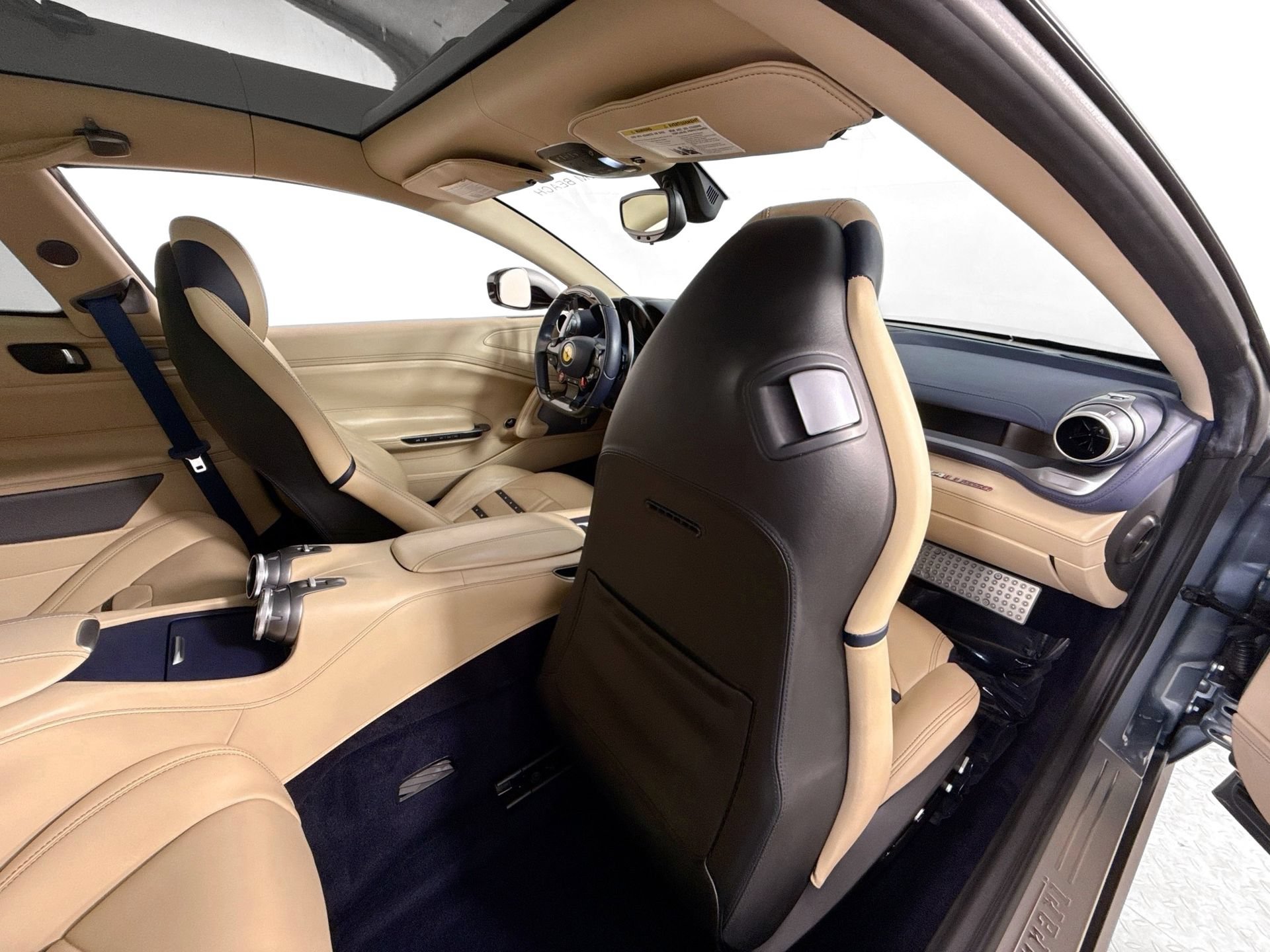 Certified 2018 Ferrari GTC4Lusso AWD/4WD image 24