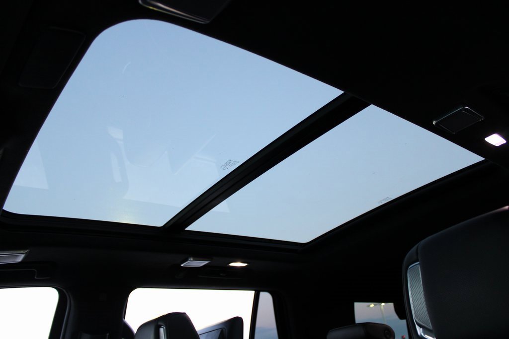 Used 2023 Cadillac Escalade Sport Platinum image 19