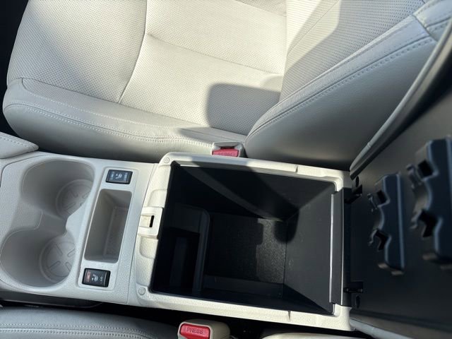 Used 2018 Nissan Rogue Sport SL w/ SL Premium Package image 14