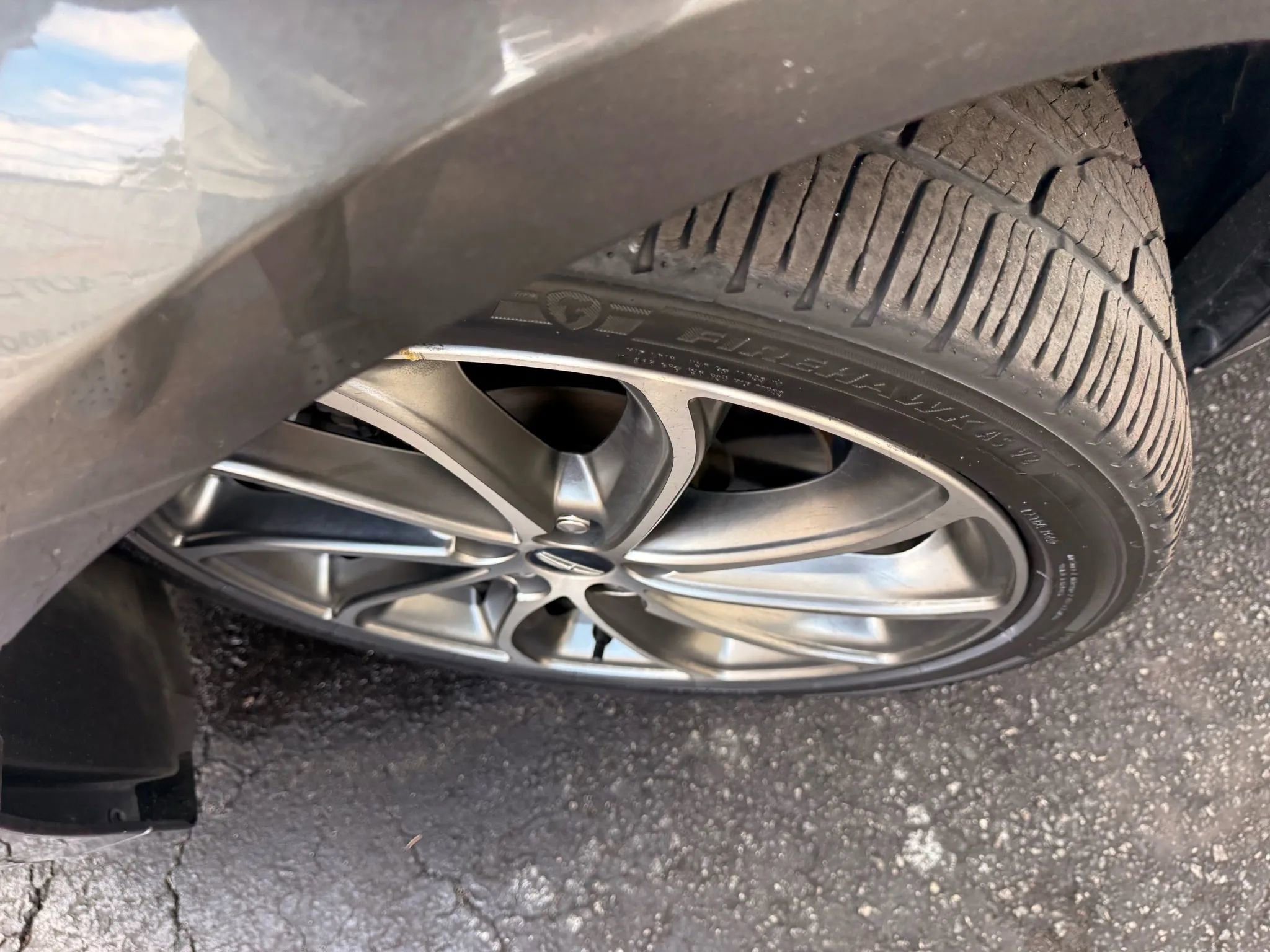Used 2019 Lincoln MKZ Reserve w/ Reserve Plus Package AWD/4WD image 89