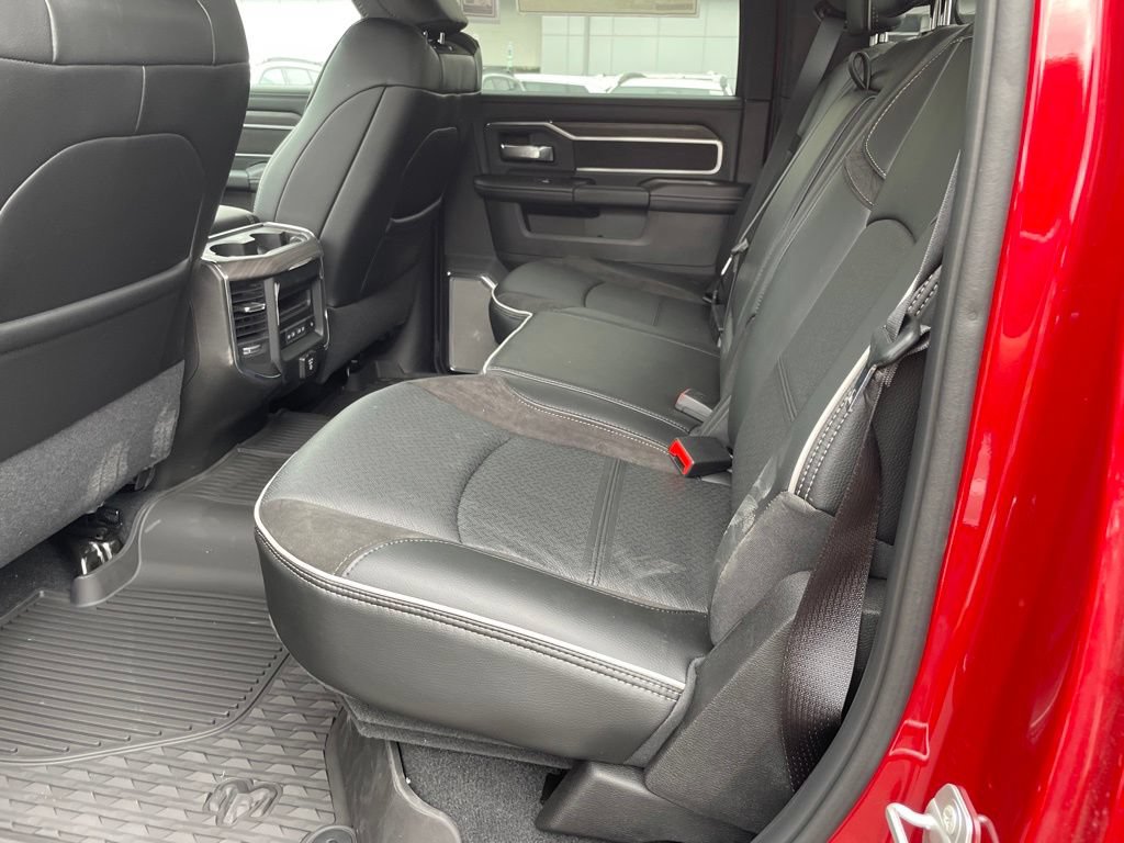 New 2026 RAM 2500 Laramie AWD/4WD image 14