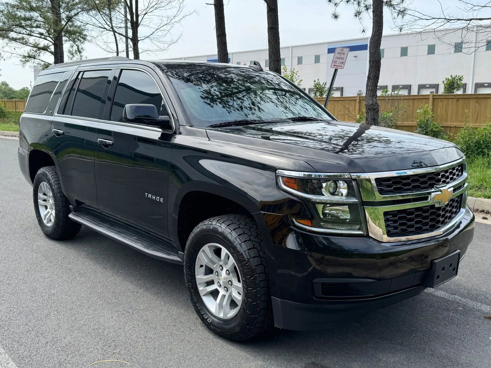 Used 2019 Chevrolet Tahoe LT AWD/4WD image 1