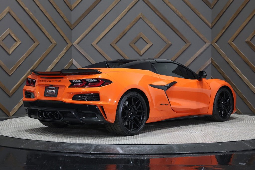 Used 2025 Chevrolet Corvette Z06 w/ Stealth Interior Trim Package image 9