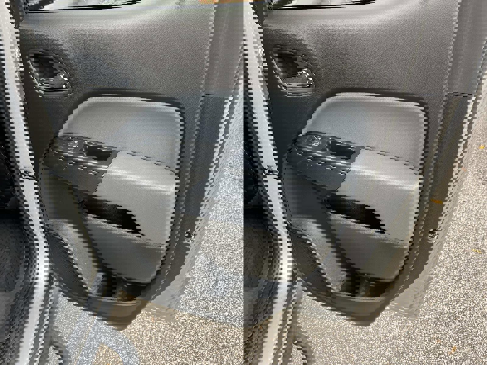 Used 2018 Chevrolet Colorado Z71 image 16