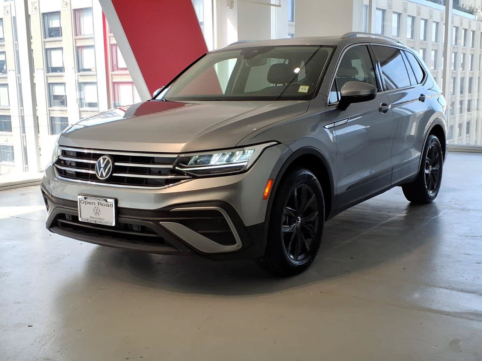 Used 2024 Volkswagen Tiguan SE