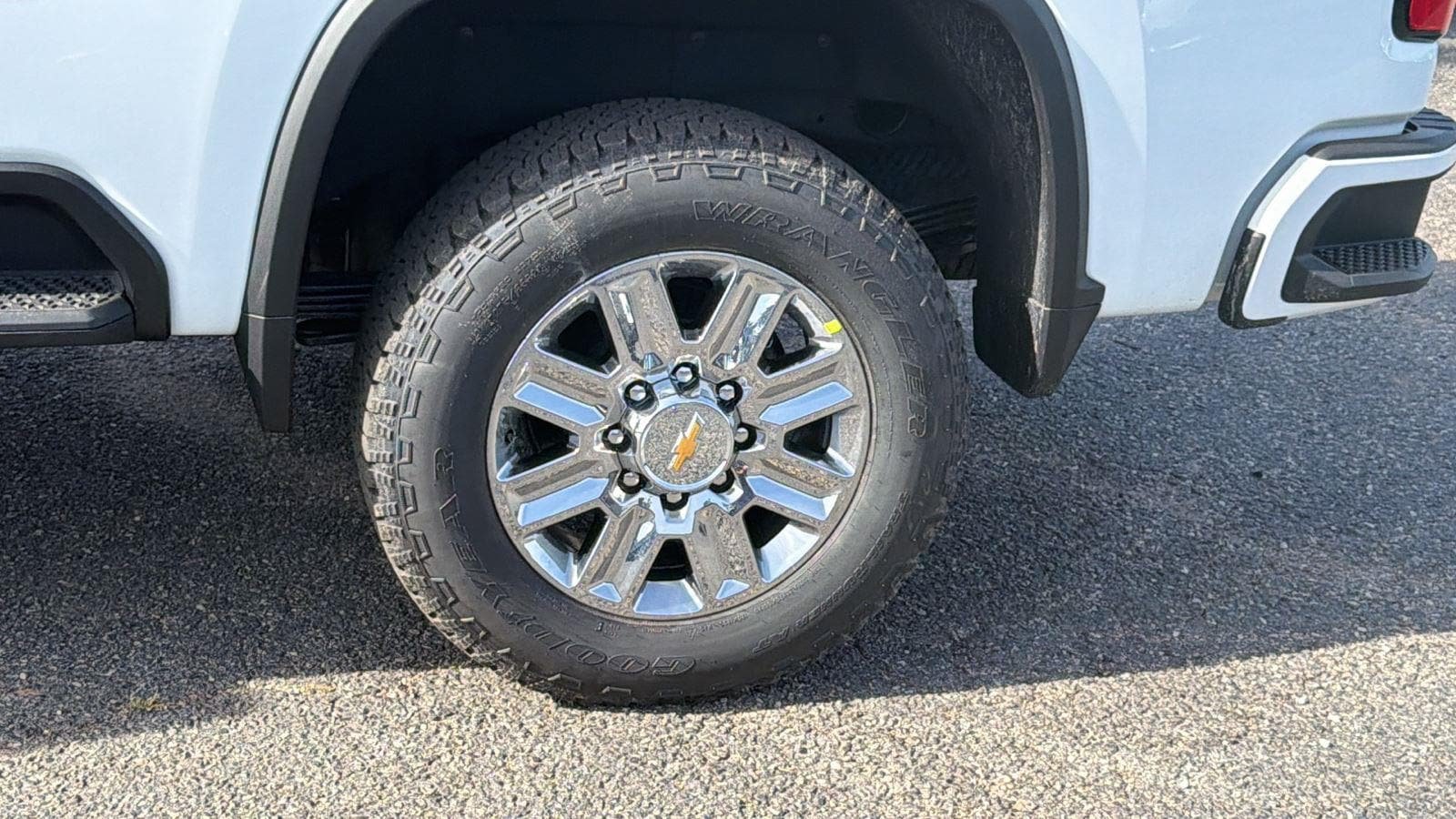 New 2026 Chevrolet Silverado 2500 High Country w/ High Country Premium Package AWD/4WD image 9