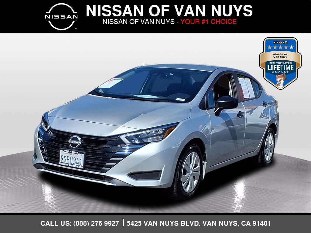 Used 2025 Nissan Versa S w/ Trunk Package