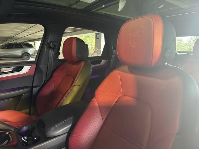 Used 2025 Porsche Cayenne S AWD/4WD image 15