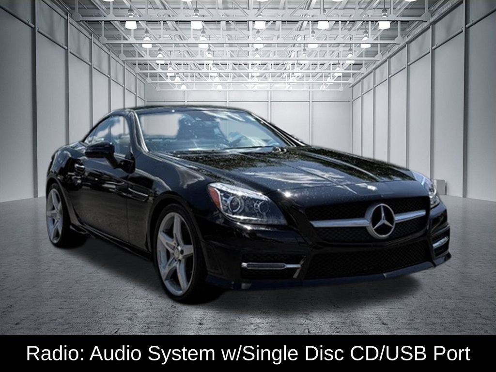 Used 2016 Mercedes-Benz SLK 300 image 3