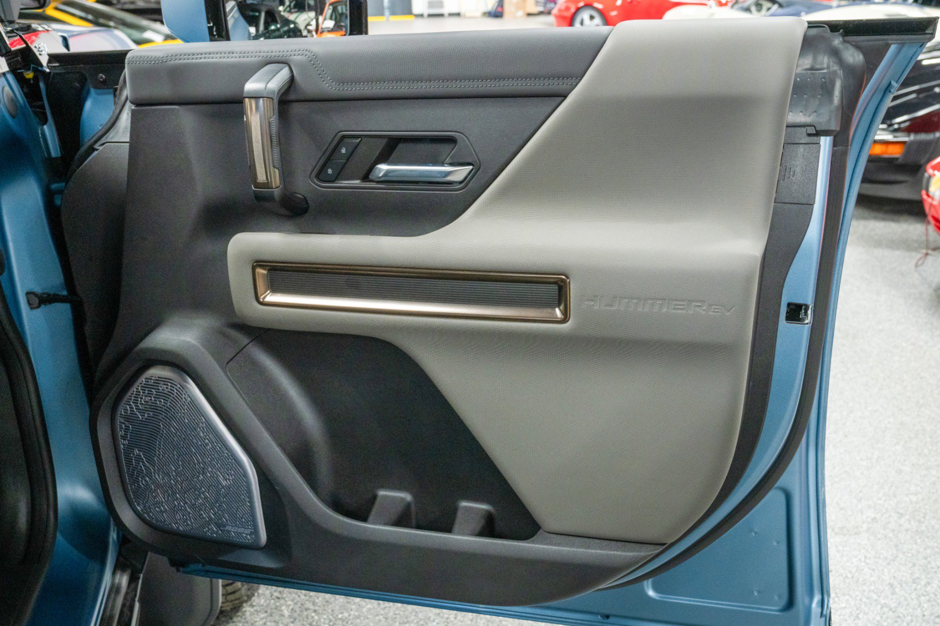 Used 2024 GMC Hummer EV 3X w/ Omega Edition image 37