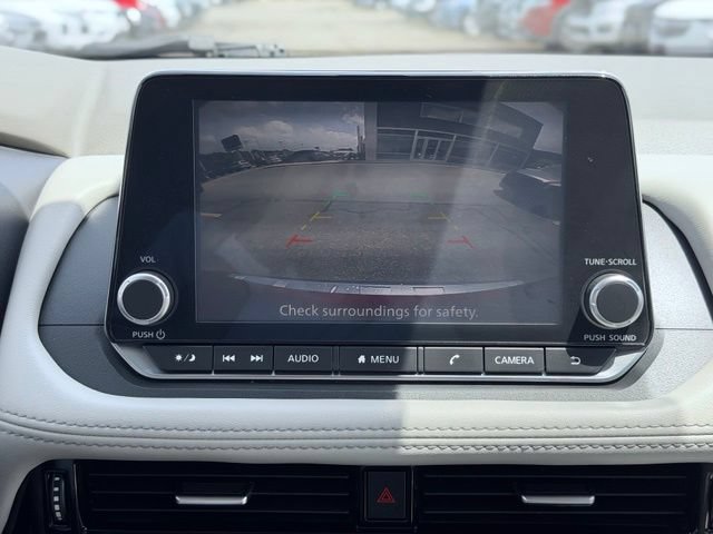 Used 2022 Nissan Rogue SV AWD/4WD image 36