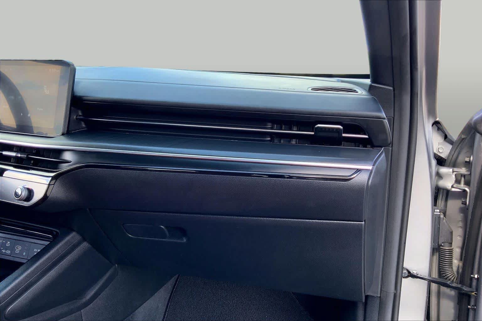 Used 2025 Kia K5 GT-Line w/ GT-Line Premium Package FWD image 18