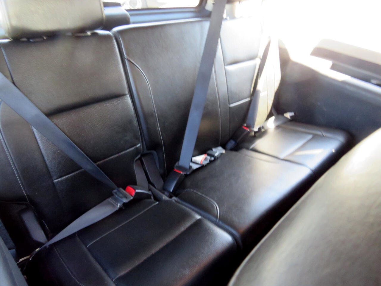 Used 2011 Nissan Armada Platinum image 33