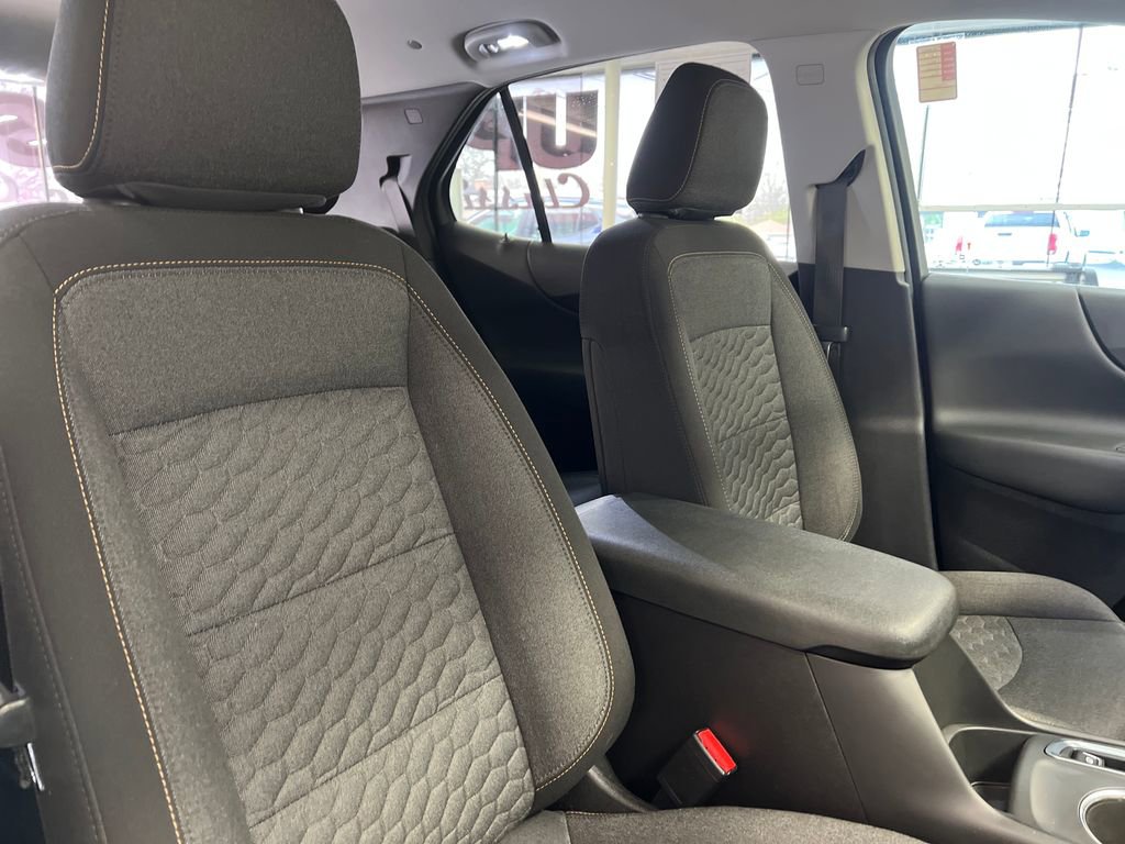 Used 2021 Chevrolet Equinox LT AWD/4WD image 39