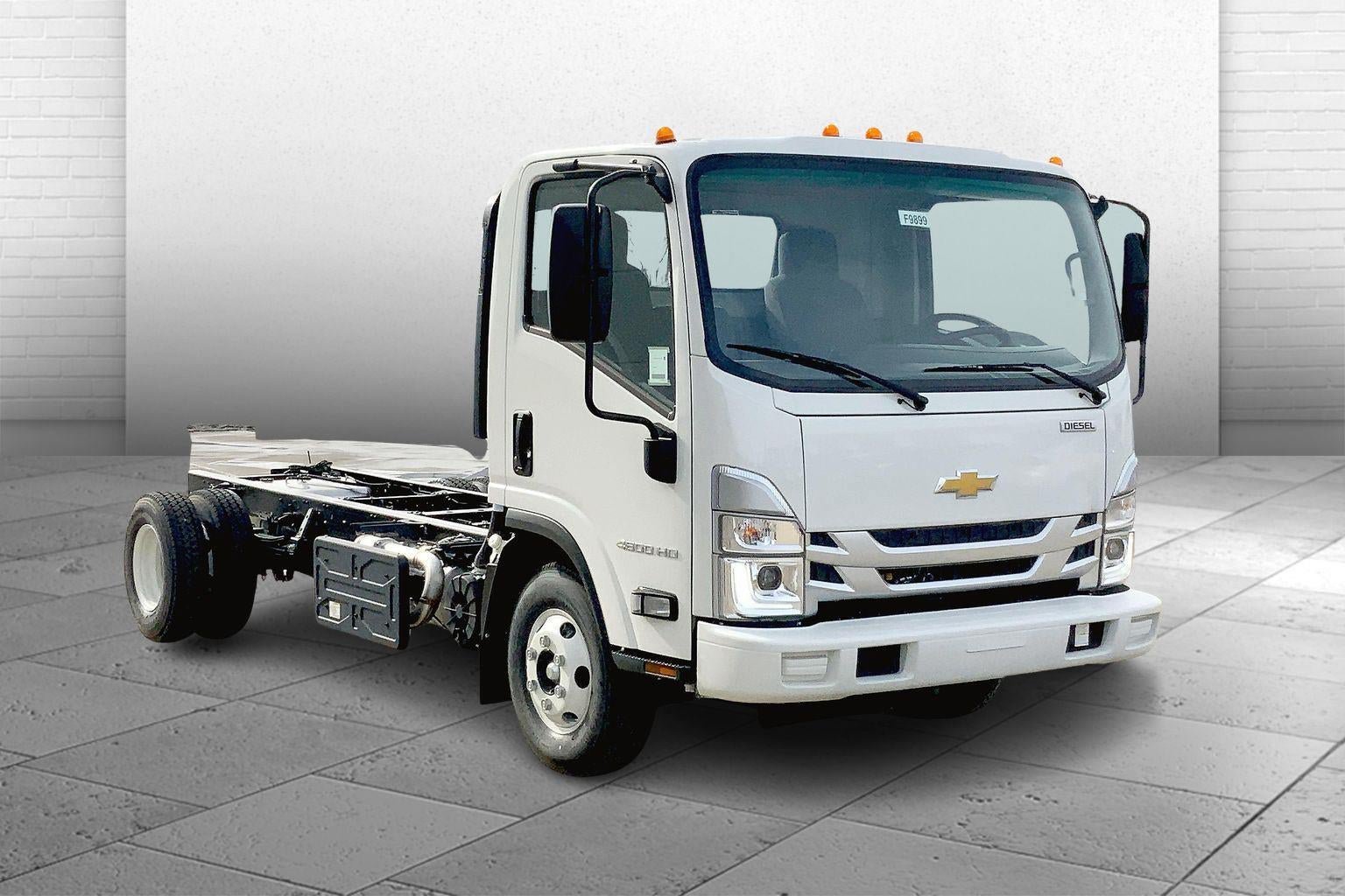 New 2024 Chevrolet Low Cab Forward 4500 XD RWD image 1