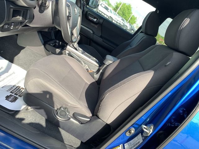 Used 2016 Toyota Tacoma TRD Sport w/ Towing Package image 18