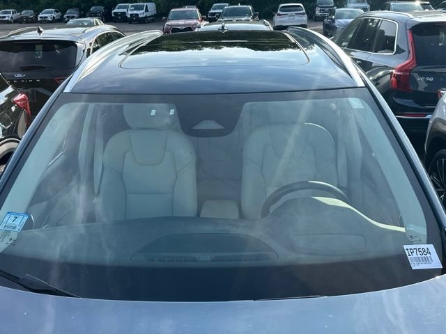 Used 2023 Volvo XC90 B5 Core w/ Climate Package AWD/4WD image 8