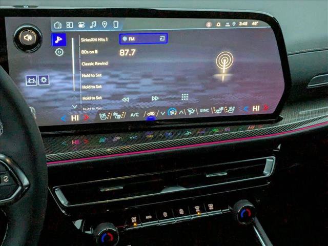 New 2026 Chevrolet Traverse High Country w/ LPO, Floor Liner Package image 12