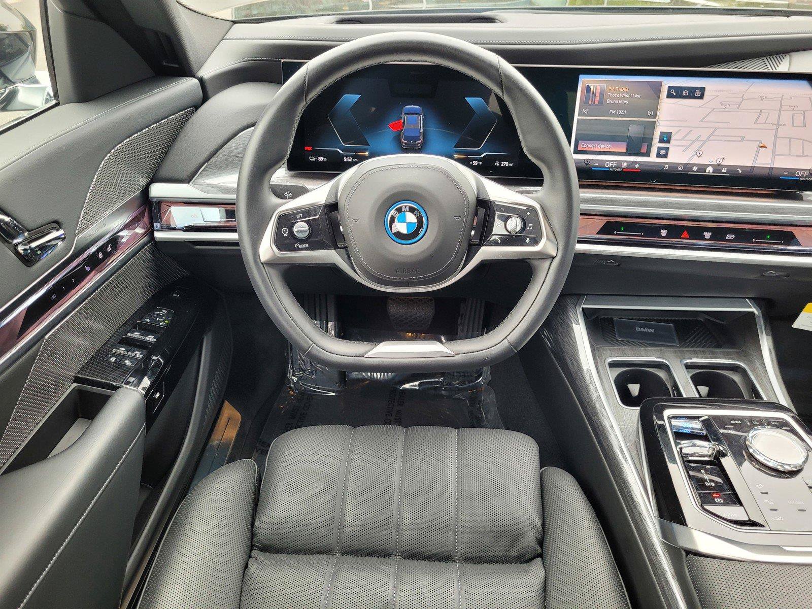Used 2024 BMW i7 eDrive50 w/ Executive Package RWD image 21