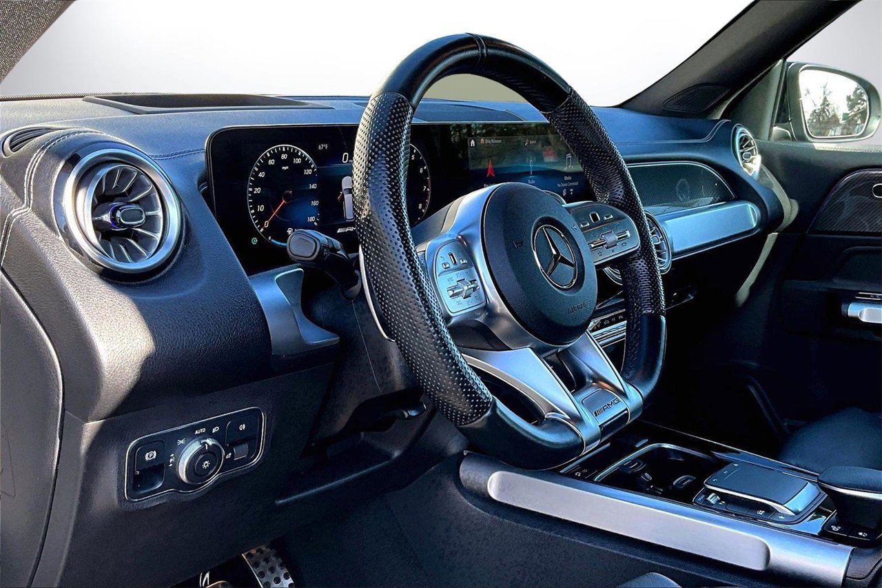 Used 2022 Mercedes-Benz GLB 35 AMG 4MATIC image 18
