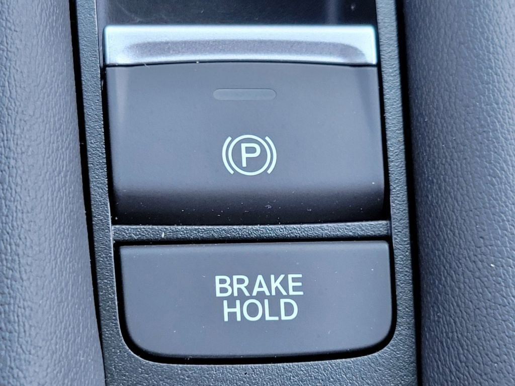 Used 2025 Honda HR-V Sport image 33