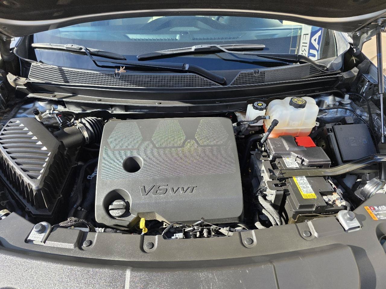 Used 2023 Chevrolet Traverse LS w/ Safety Package AWD/4WD image 29