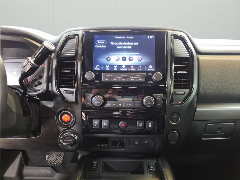 Used 2024 Nissan Titan PRO-4X w/ Pro-4x Convenience Package AWD/4WD image 21