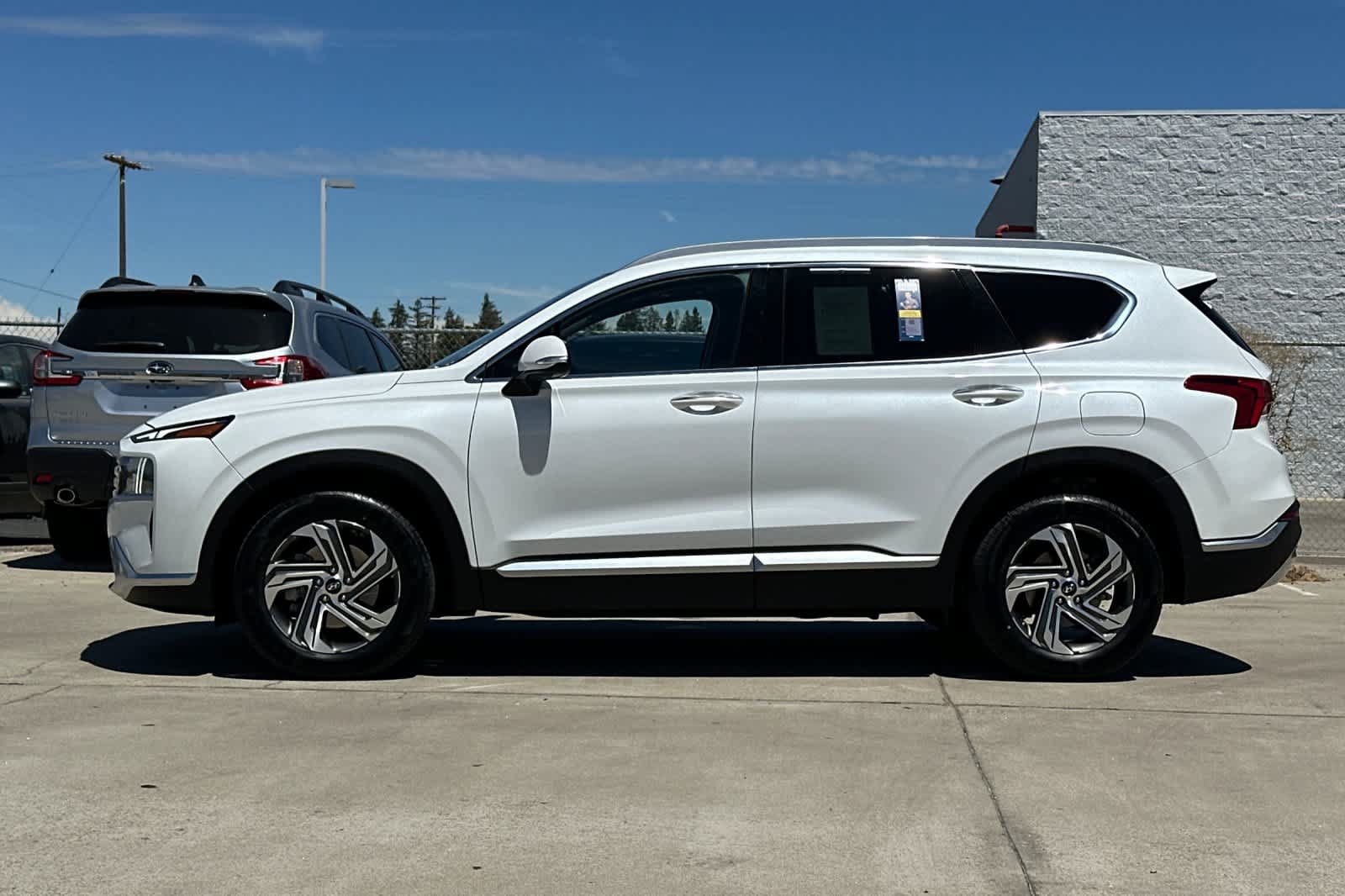Used 2021 Hyundai Santa Fe SEL w/ Convenience + Premium Package FWD image 6