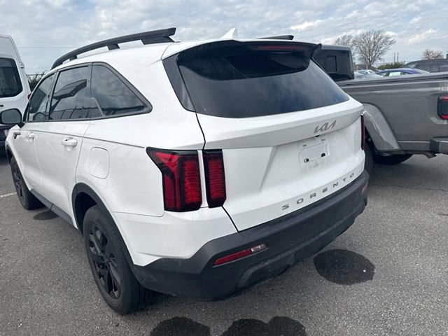 Used 2022 Kia Sorento S image 12