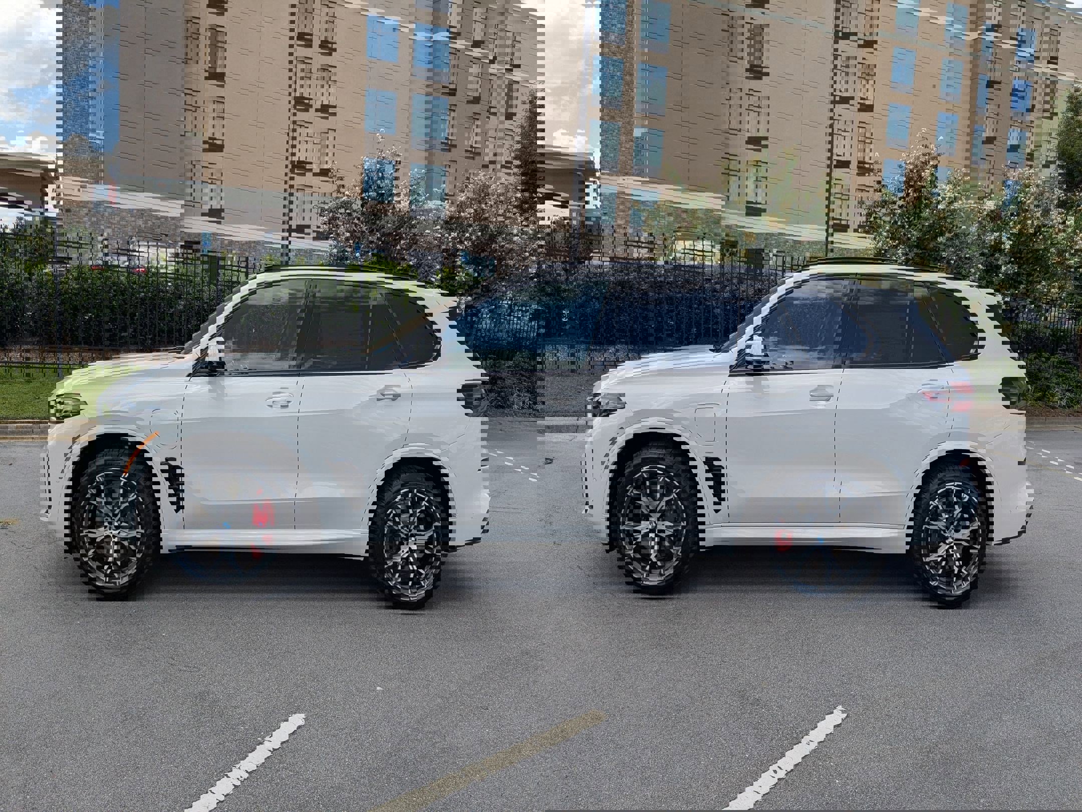 New 2026 BMW X5 xDrive50e w/ M Sport Package image 6