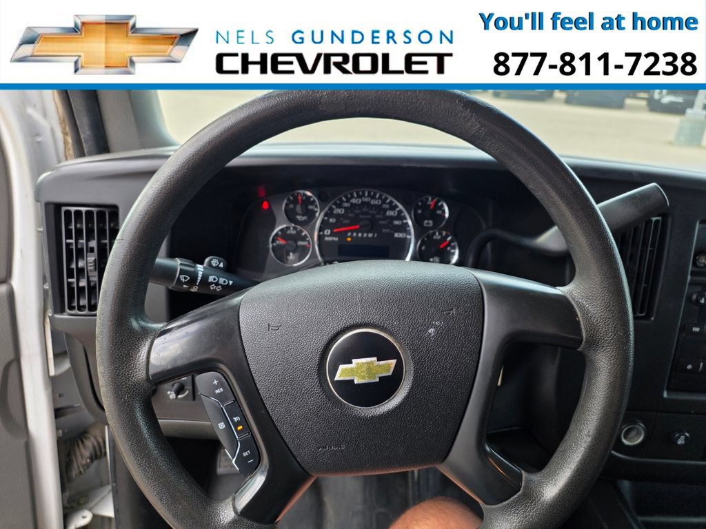 Used 2016 Chevrolet Express 3500 RWD image 20