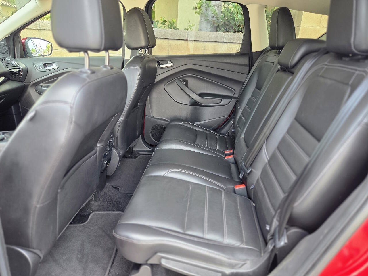Used 2017 Ford Escape Titanium w/ Equipment Group 301A AWD/4WD image 26