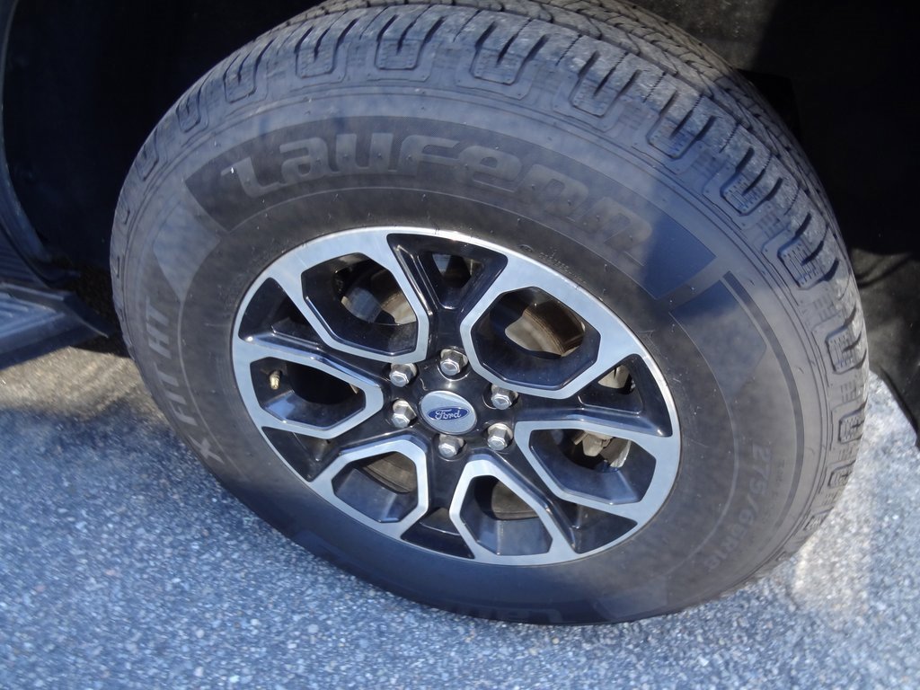 Certified 2024 Ford Expedition XLT image 19