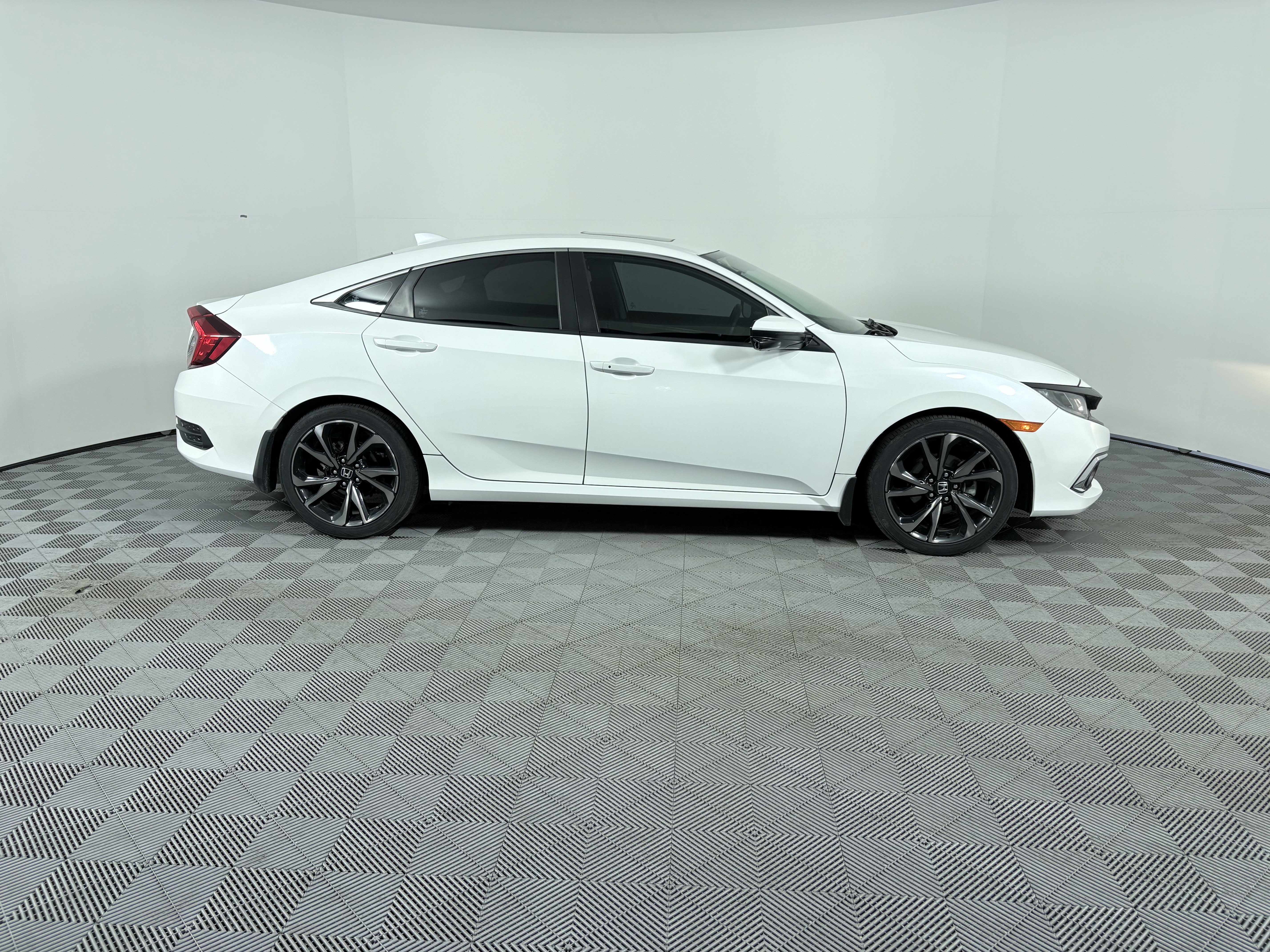 Used 2021 Honda Civic EX image 7