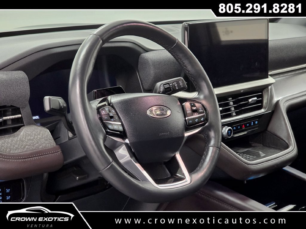 Used 2025 Ford Explorer Platinum w/ LUX Leather Package AWD/4WD image 26