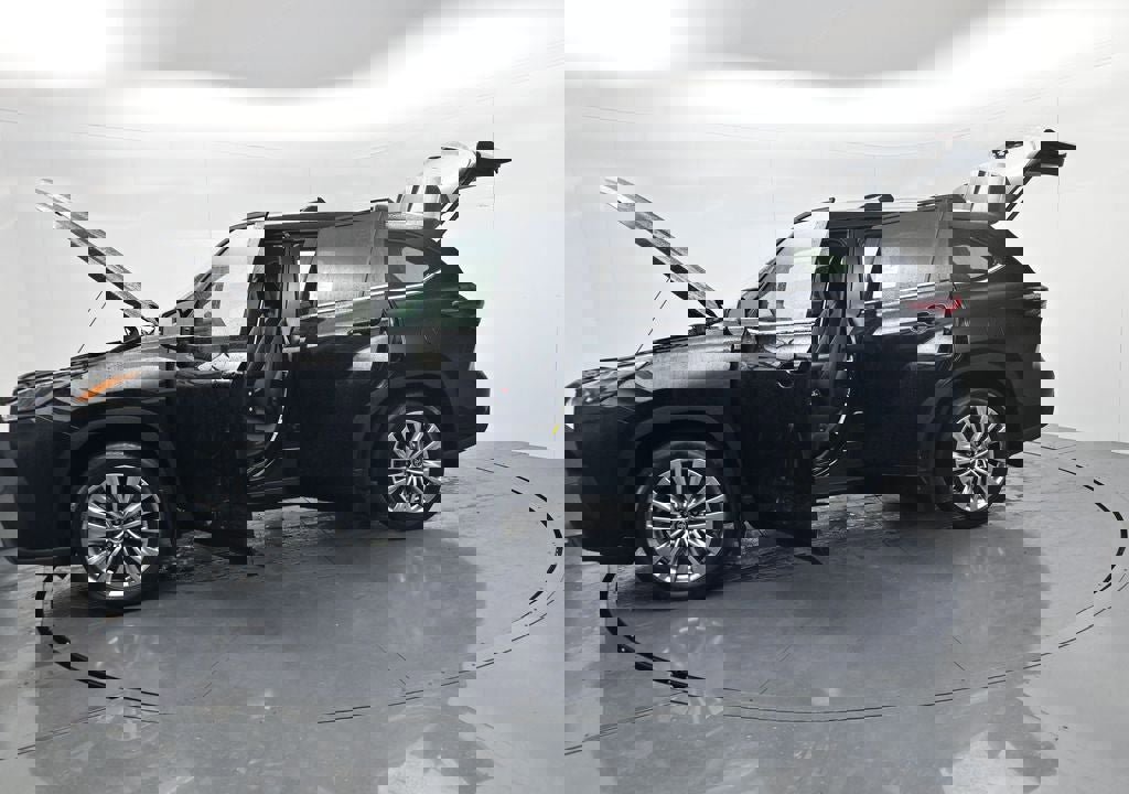 New 2026 Toyota Highlander Platinum image 75