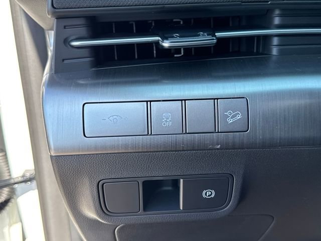 New 2026 Hyundai Kona SEL Premium image 25