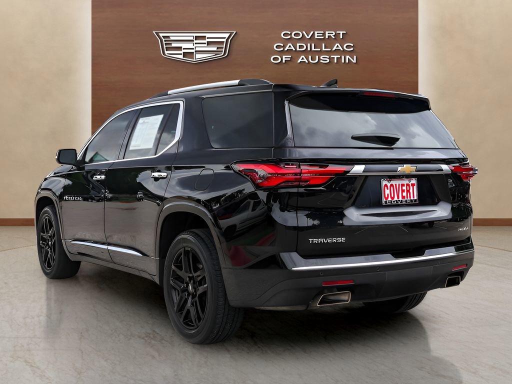 Used 2022 Chevrolet Traverse Premier FWD image 3