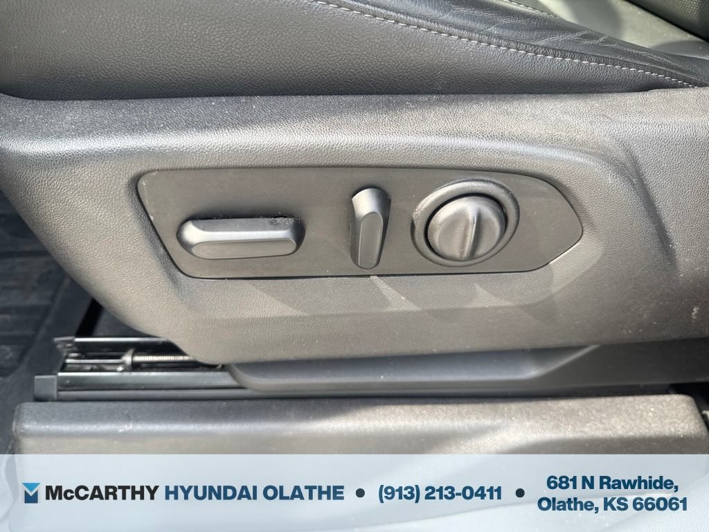 Used 2019 GMC Sierra 1500 SLT AWD/4WD image 23