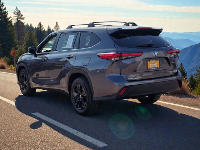 Used 2023 Toyota Highlander L image 5