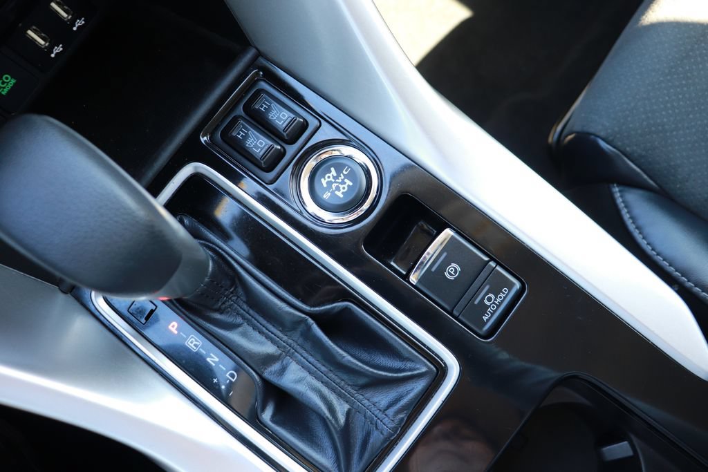 Used 2024 Mitsubishi Eclipse Cross SE AWD/4WD image 18