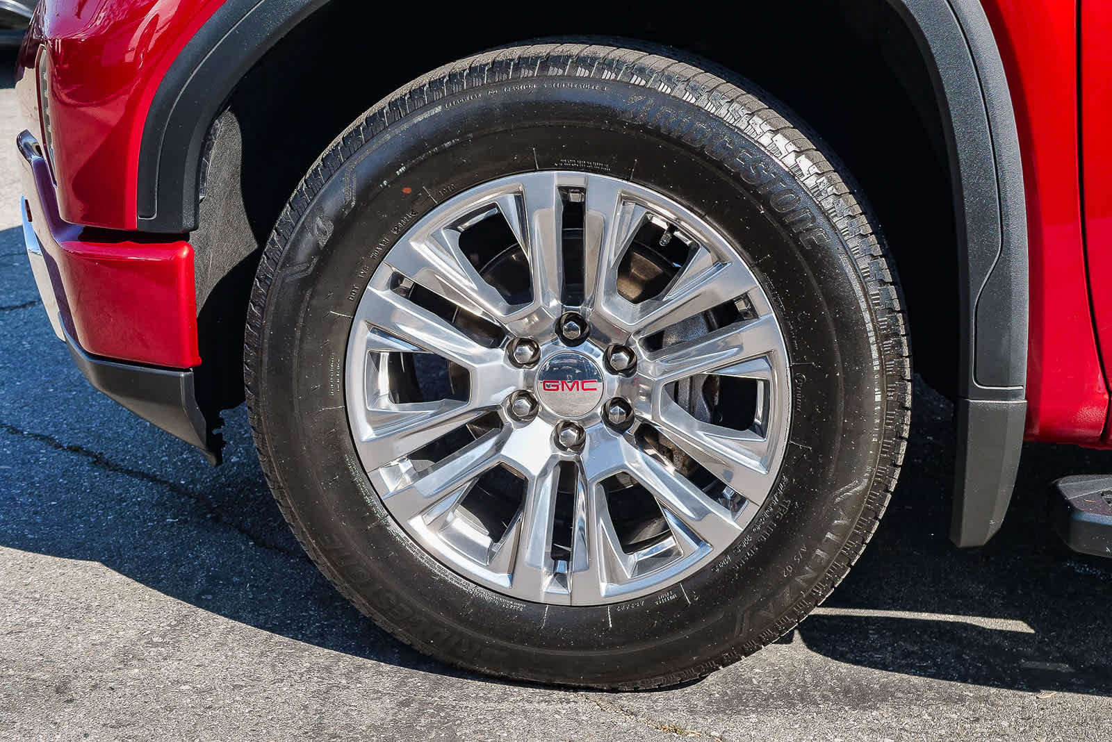 Used 2024 GMC Sierra 1500 Denali w/ Technology Package RWD image 9