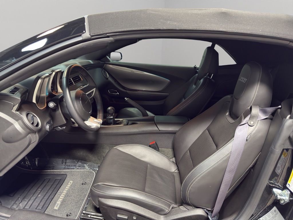Used 2011 Chevrolet Camaro SS w/ RS Package image 16