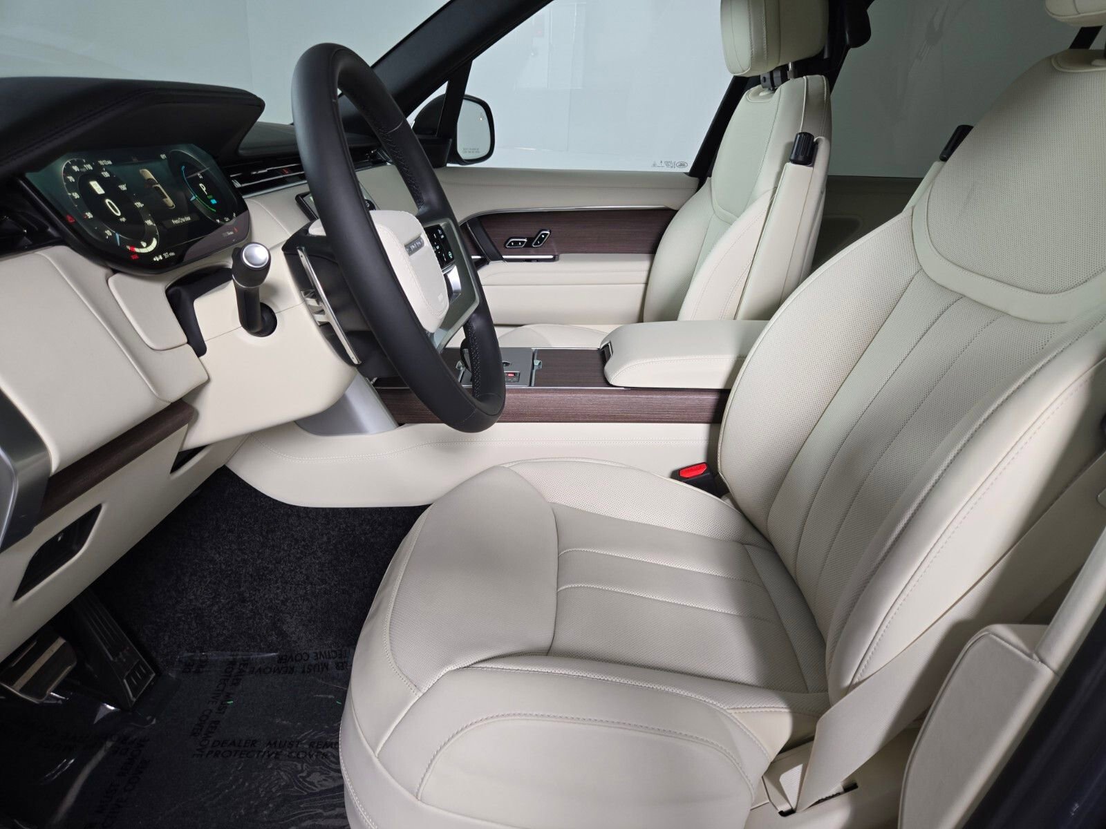 New 2026 Land Rover Range Rover SE image 11