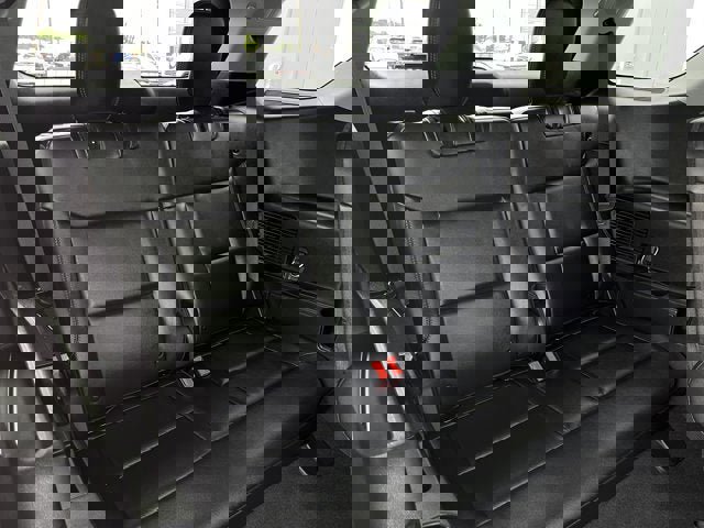 Used 2021 Ford Explorer Limited w/ Equipment Group 301A image 31