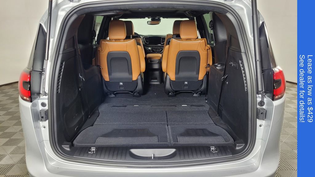 New 2026 Chrysler Pacifica Pinnacle AWD/4WD image 11