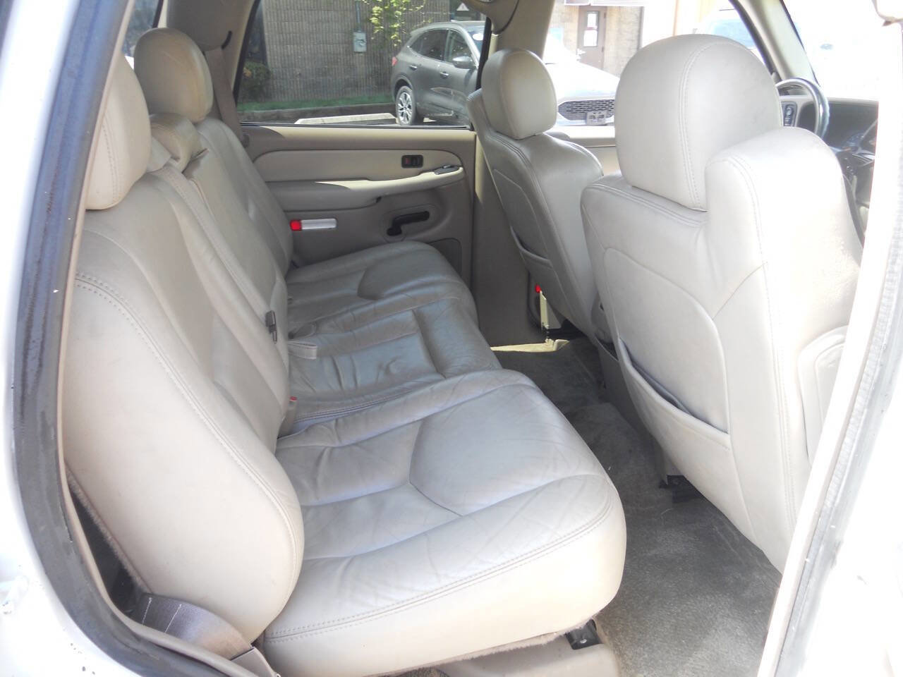 Used 2003 GMC Yukon SLT w/ 1SD Preferred Equipment Group image 16