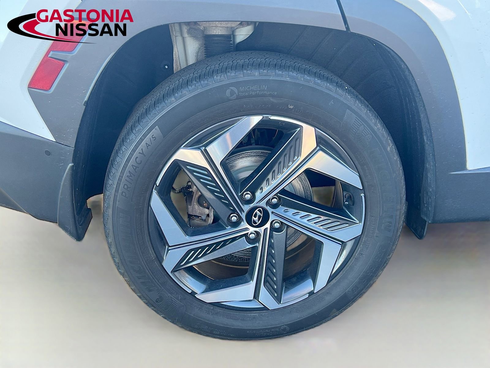 Used 2023 Hyundai Tucson Limited image 41